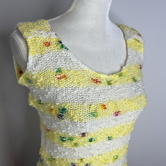 Vintage British Knit Crochet Textured Miss Sparks Mod Sleeveless Yellow Top - Picture 3 of 10